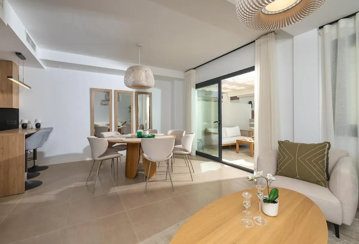 Modern 3-Bedroom Apartment At Agra Residencial Estepona